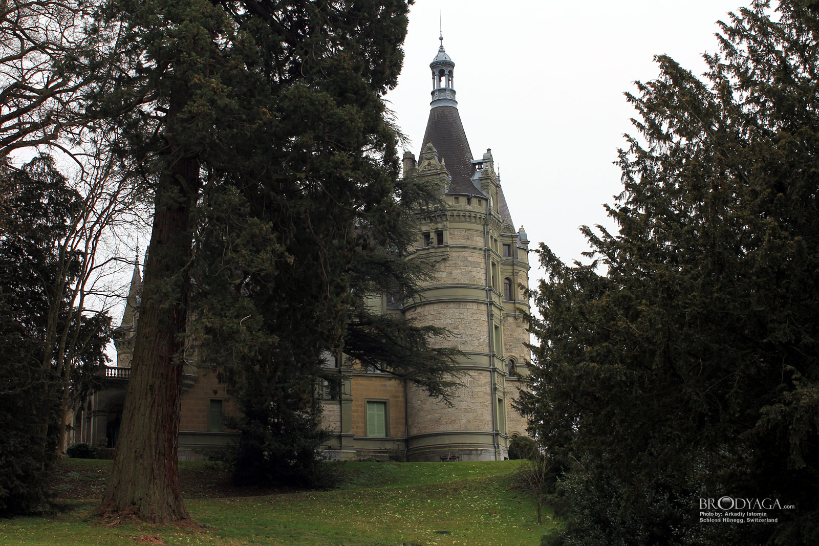 Schloss Hünegg